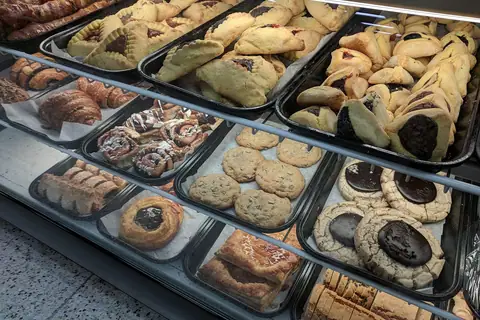 The Cinnamon Tree Bakery photo 1